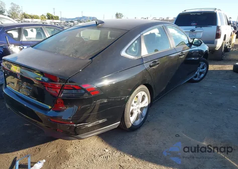 2025 Honda Accord Lx z USA, uszkodzony, nr VIN 1HGCY1F29SA018371